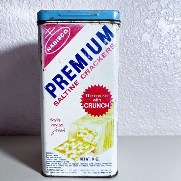 Nabisco Premium Saltine Crackers Tin & Lid 60s Storage Canister Kitchen Décor - Picture 1 of 7